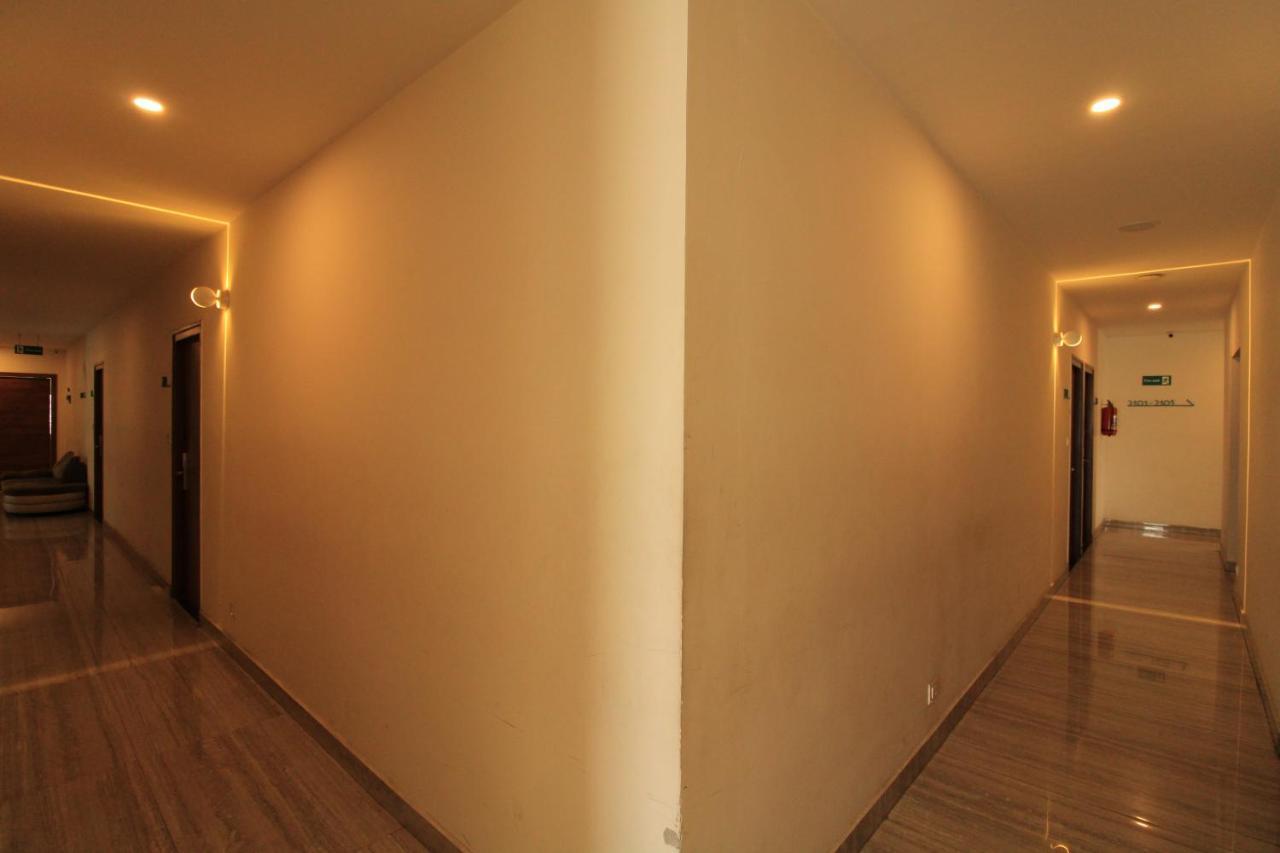Arunaa Inn Airport Hotel,Čennai Exteriér fotografie